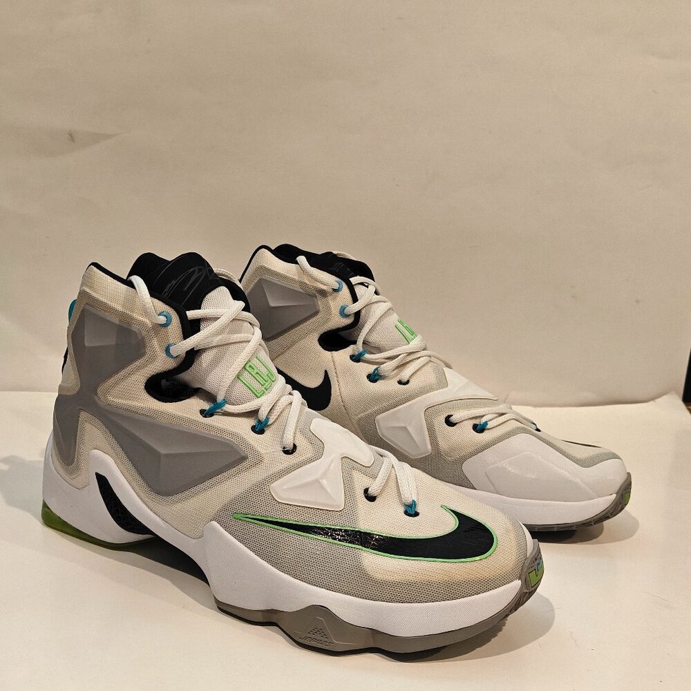 Nike LeBron 13 Command Force 807219-100 2016 Men’s Size 13 White Green Shoes